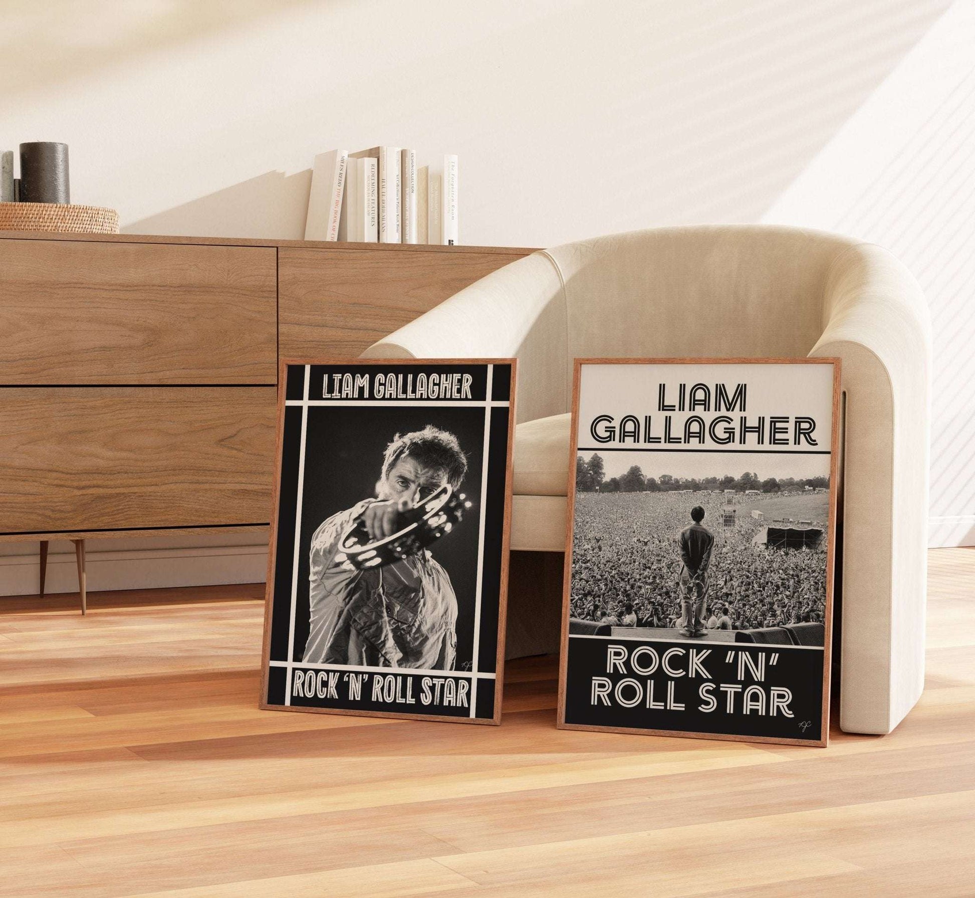 Liam Gallagher On stage print - Striped Circle